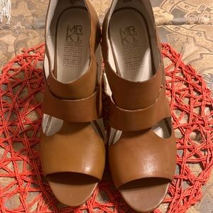 Cognac wedge sandals